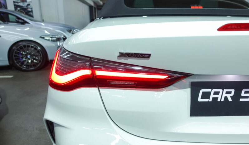 
								2021 BMW 4 Series M440i xDrive Convertible full									