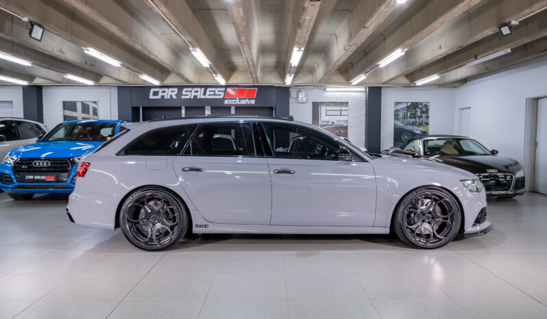 
								2015 Audi RS6 Avant Quattro full									