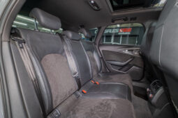 
										2015 Audi RS6 Avant Quattro full									