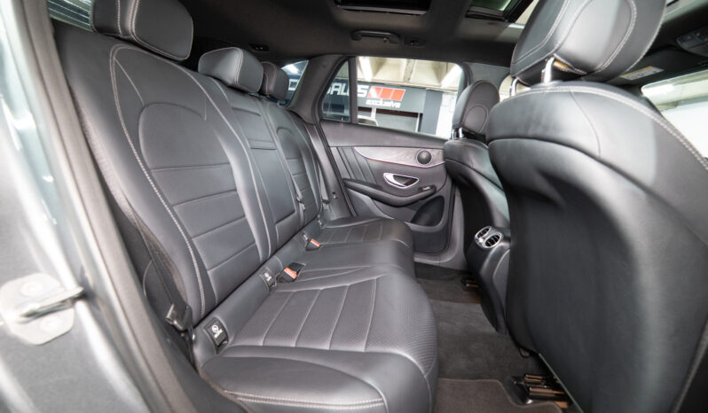 
								2018 Mercedes-Benz GLC GLC220d 4Matic AMG Line full									