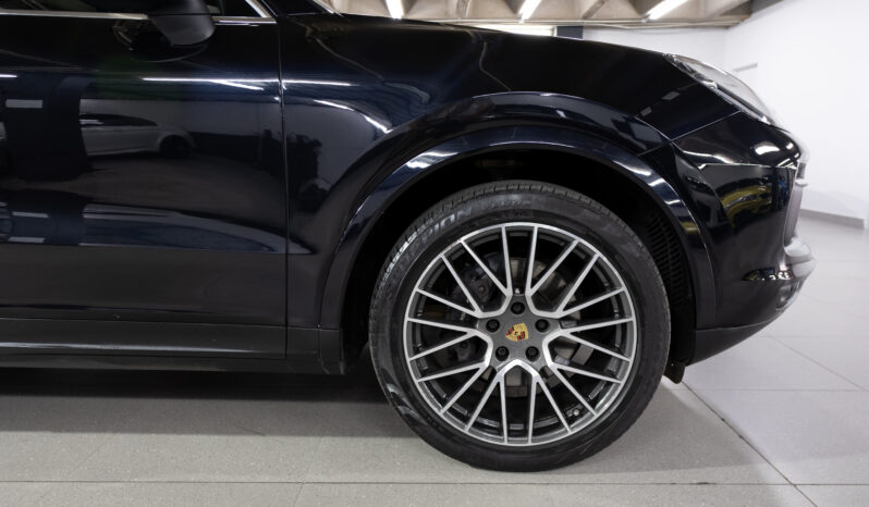 
								2018 Porsche Cayenne full									