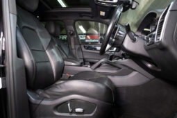 
										2018 Porsche Cayenne full									