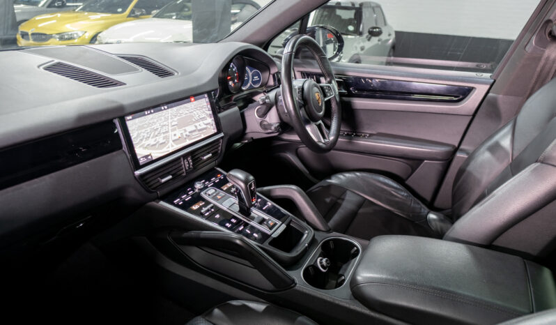 
								2018 Porsche Cayenne full									