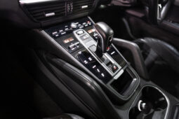 
										2018 Porsche Cayenne full									