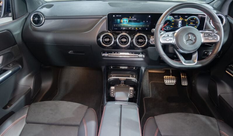 
								2020 Mercedes-Benz B200 AMG Auto full									