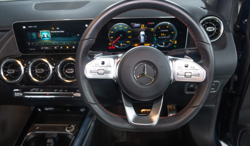 
								2020 Mercedes-Benz B200 AMG Auto full									