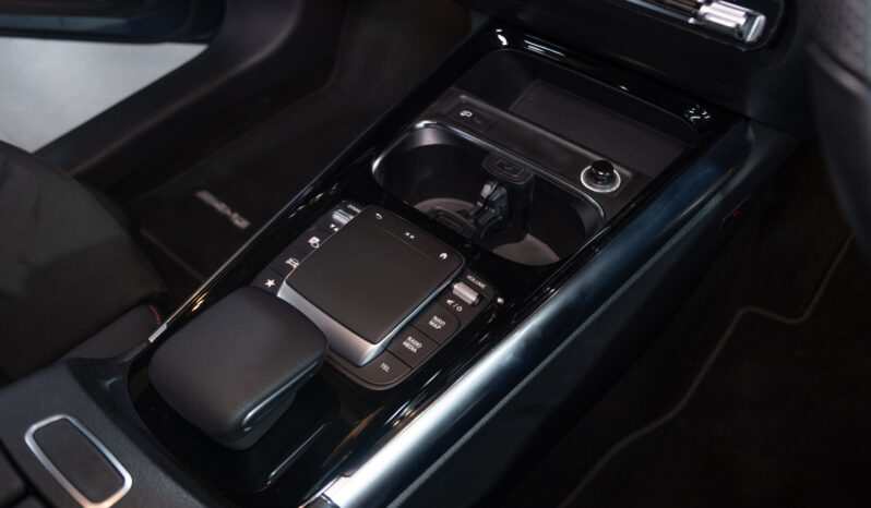 
								2020 Mercedes-Benz B200 AMG Auto full									