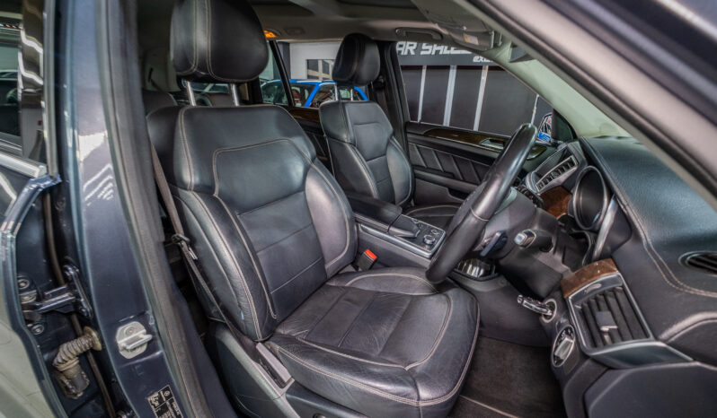 
								Mercedes-Benz GL GL350 BlueTec full									