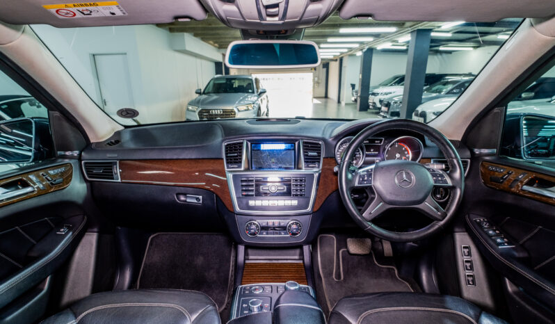 
								Mercedes-Benz GL GL350 BlueTec full									