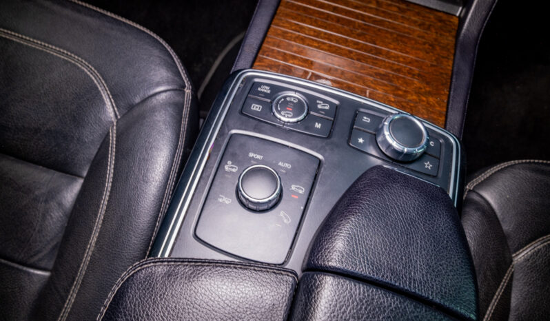 
								Mercedes-Benz GL GL350 BlueTec full									