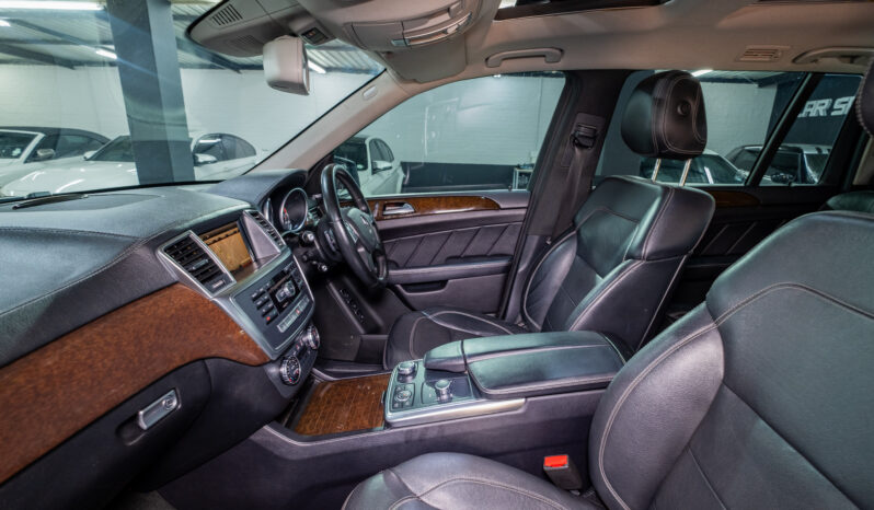 
								Mercedes-Benz GL GL350 BlueTec full									