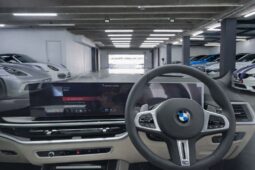 
										2026 BMW X5 M60i xDrive M Sport Pro full									