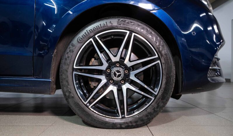 
								2020 Mercedes-Benz V-Class V250d Avantgarde full									