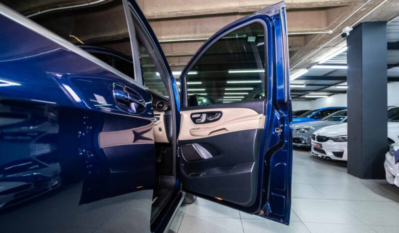 
								2020 Mercedes-Benz V-Class V250d Avantgarde full									