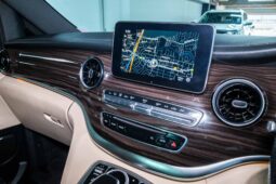 
										2020 Mercedes-Benz V-Class V250d Avantgarde full									