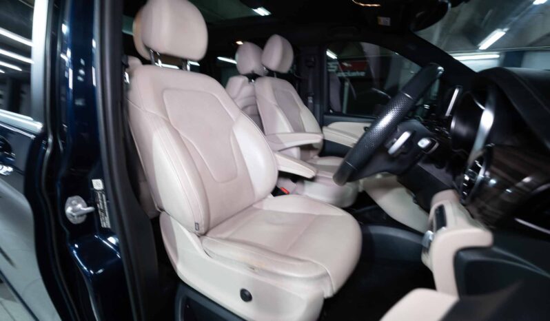 
								2020 Mercedes-Benz V-Class V250d Avantgarde full									