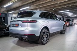 
										2018 Porsche Cayenne S full									