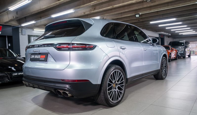 
								2018 Porsche Cayenne S full									
