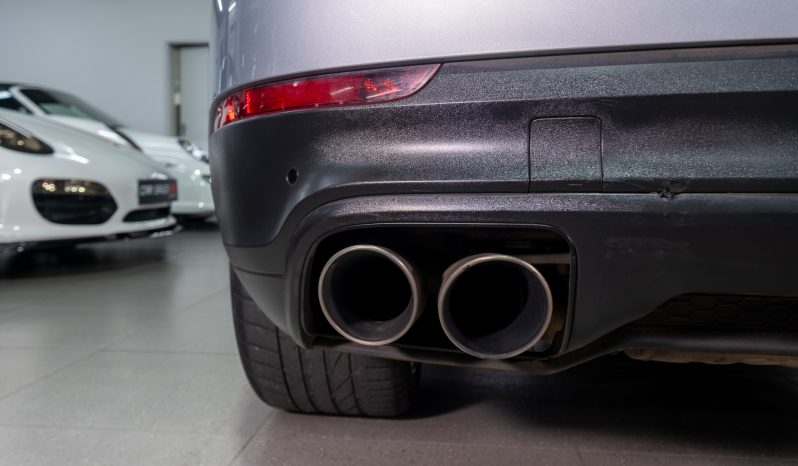 
								2018 Porsche Cayenne S full									