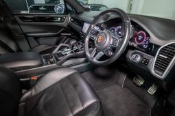
										2018 Porsche Cayenne S full									