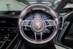 
										2018 Porsche Cayenne S full									