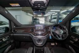 
										2020 Mercedes-Benz V-Class V250d Avantgarde full									