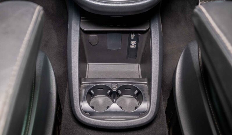 
								2020 Mercedes-Benz V-Class V250d Avantgarde full									