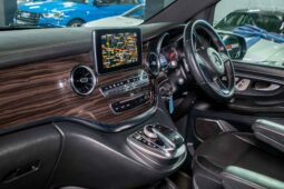 
										2020 Mercedes-Benz V-Class V250d Avantgarde full									