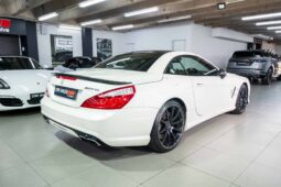 
										Mercedes-Benz SL SL63 AMG full									