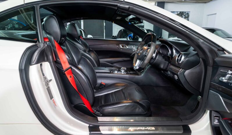 
								Mercedes-Benz SL SL63 AMG full									