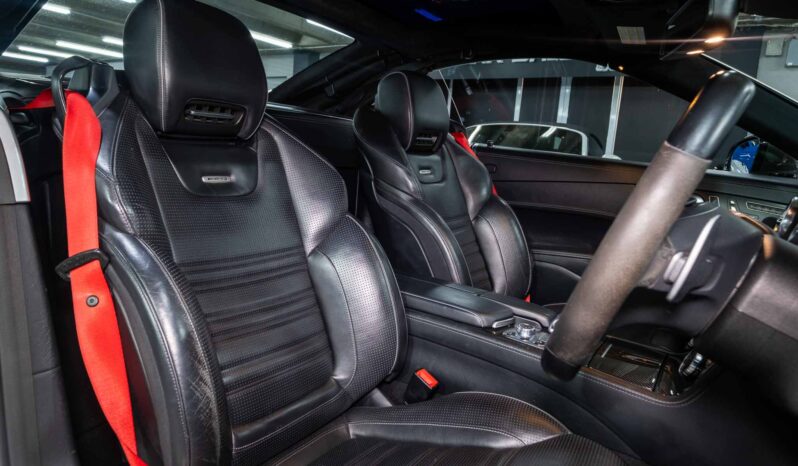 
								Mercedes-Benz SL SL63 AMG full									