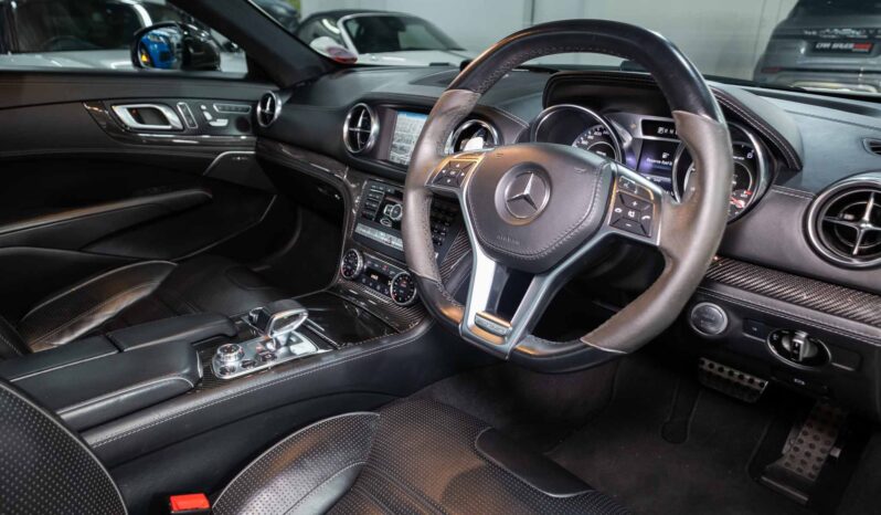 
								Mercedes-Benz SL SL63 AMG full									