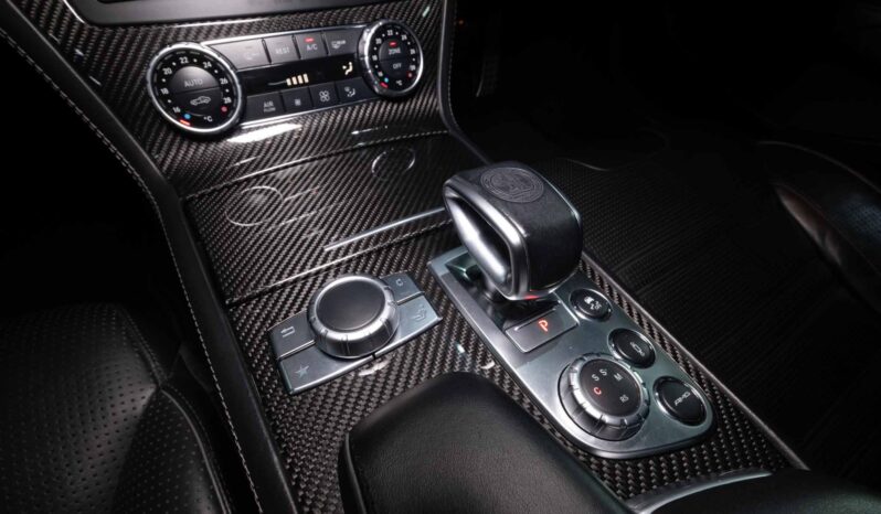 
								Mercedes-Benz SL SL63 AMG full									