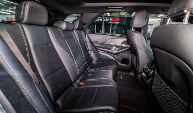 
								Mercedes-Benz GLE 400d 4Matic AMG Line full									