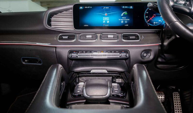 
								Mercedes-Benz GLE 400d 4Matic AMG Line full									