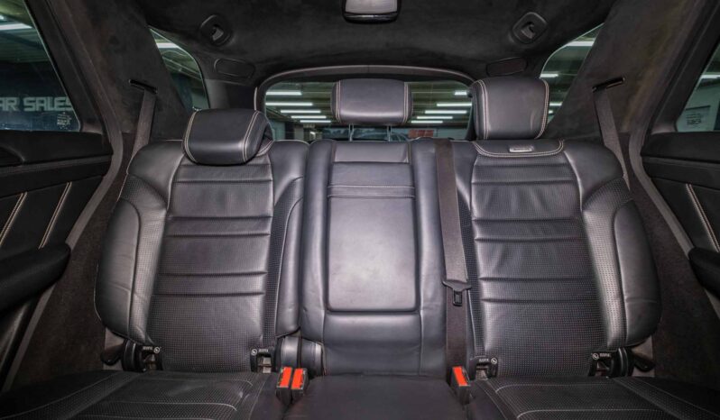 
								2012 Mercedes-Benz ML ML63 AMG full									