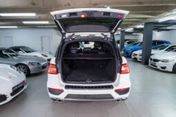 
										2012 Mercedes-Benz ML ML63 AMG full									