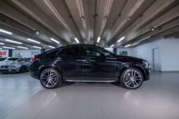 
										2021 Mercedes-Benz GLE 400d Coupe 4Matic AMG Line full									