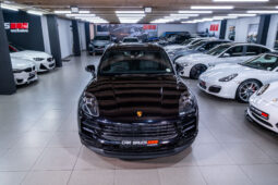 
										2023 Porsche Macan full									