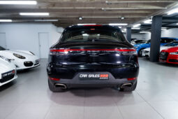 
										2023 Porsche Macan full									