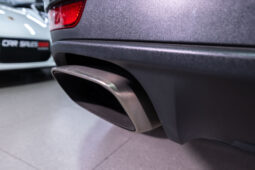 
										2023 Porsche Macan full									