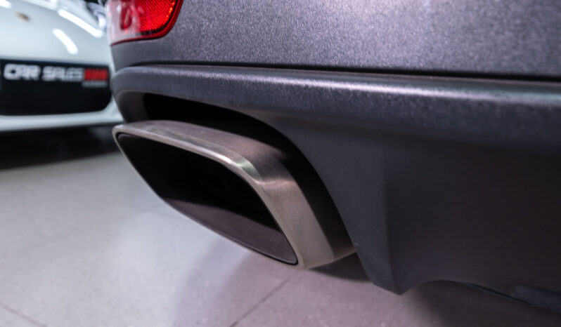 
								2023 Porsche Macan full									