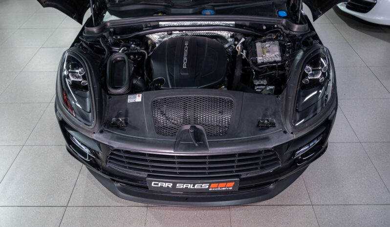 
								2023 Porsche Macan full									