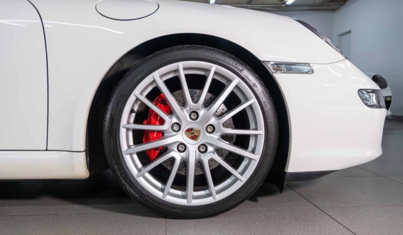 
								2005 Porsche 911 Carrera S Cabriolet full									