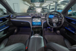 
										Mercedes-Benz C-Class C220d AMG Line full									