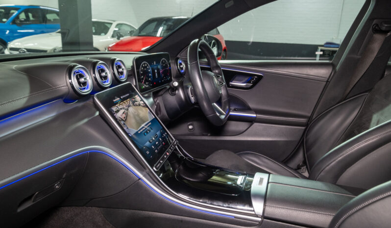 
								Mercedes-Benz C-Class C220d AMG Line full									