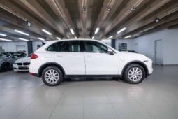 
										2013 Porsche Cayenne Diesel full									