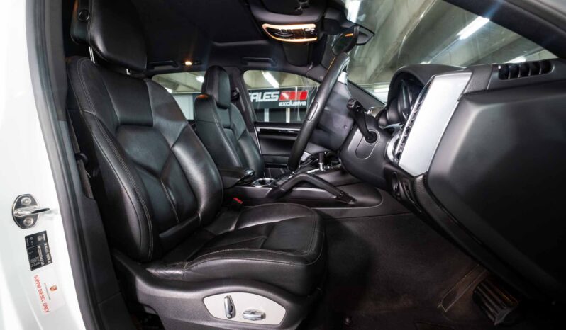 
								2013 Porsche Cayenne Diesel full									