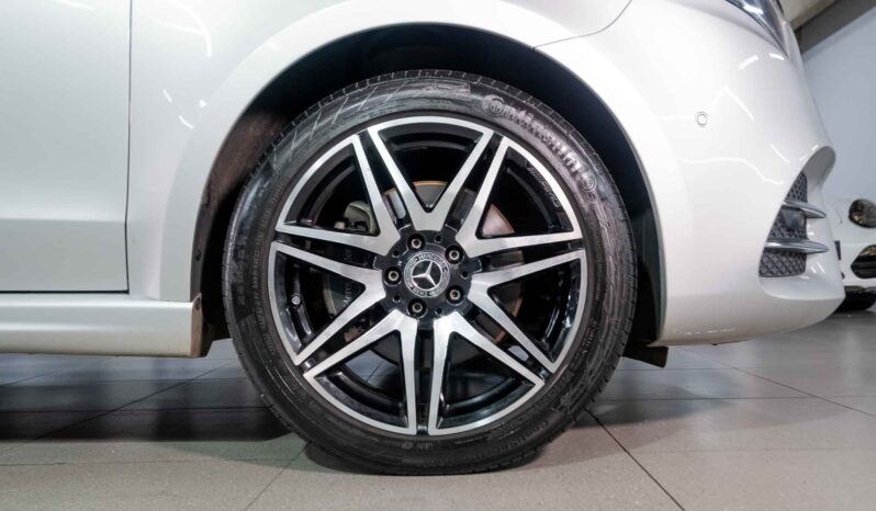 
								2021 Mercedes-Benz V-Class V250d Avantgarde full									