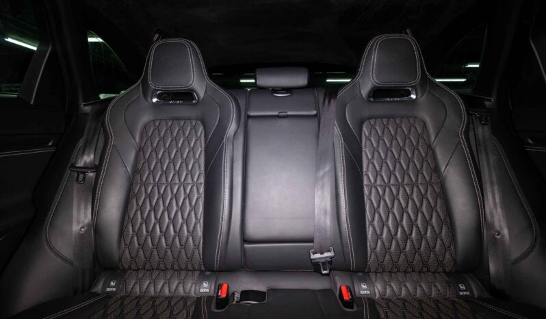 
								2019 Jaguar F-Pace SVR full									